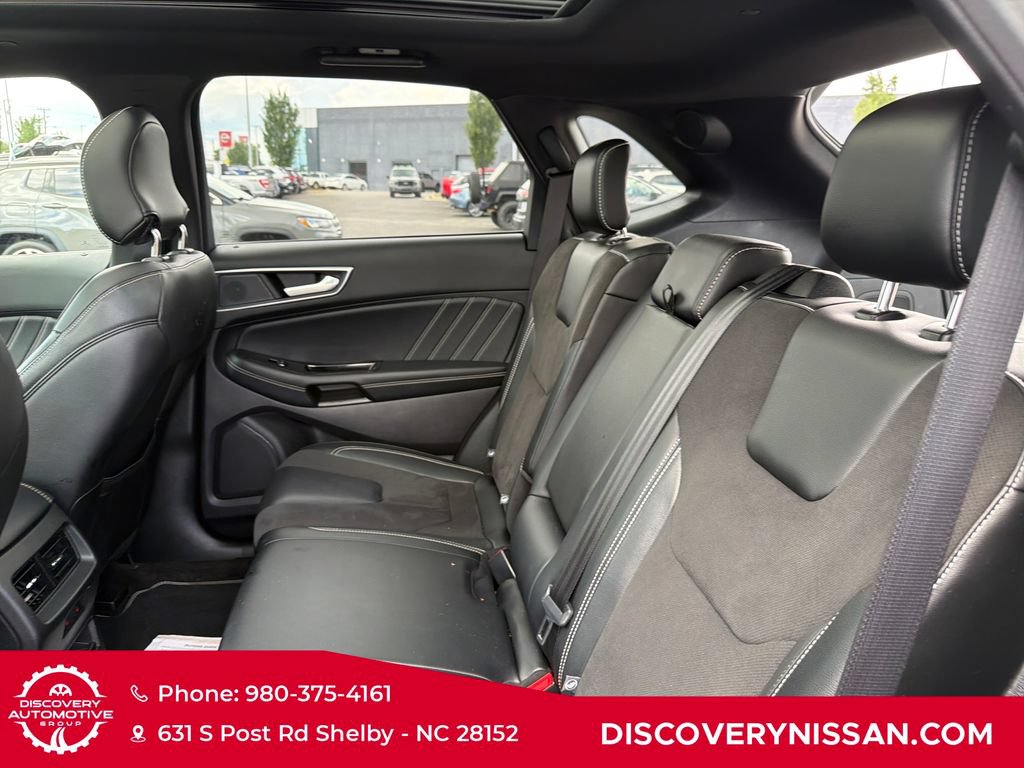 Used 2019 Ford Edge ST w/ Equipment Group 401A AWD/4WD image 37