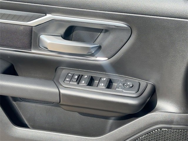 New 2026 RAM 1500 4x4 Crew Cab image 21