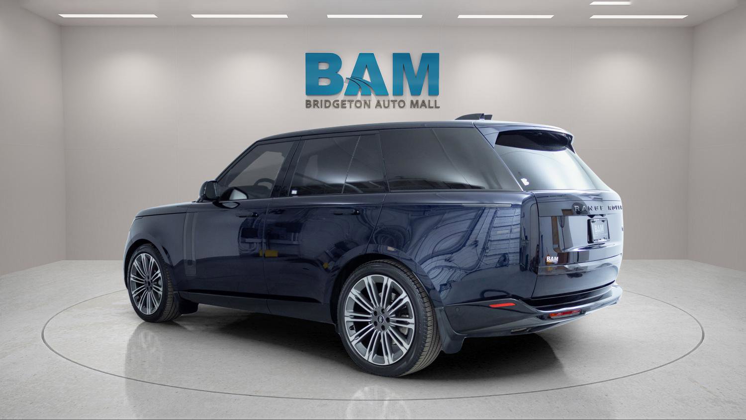 Used 2023 Land Rover Range Rover SE AWD/4WD image 5