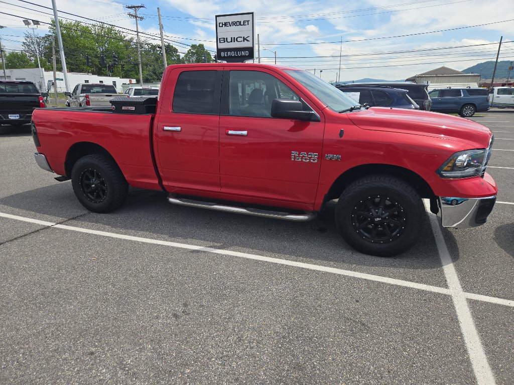 Used 2015 RAM 1500 Classic SLT AWD/4WD image 4