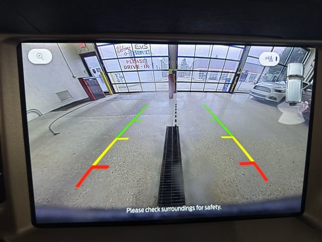 Used 2025 Ford Bronco Outer Banks image 40