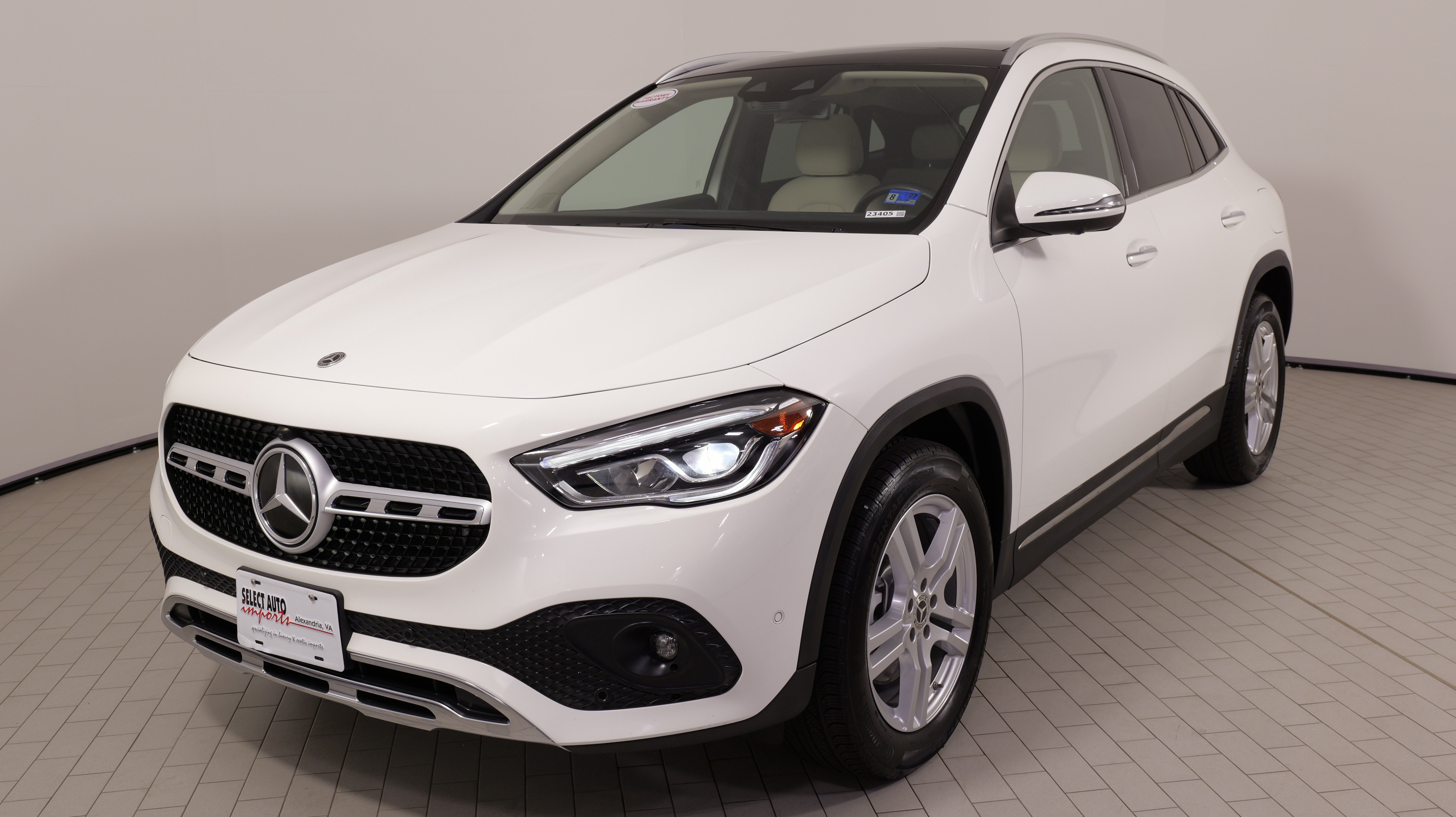 Used 2023 Mercedes-Benz GLA 250 4MATIC image 4