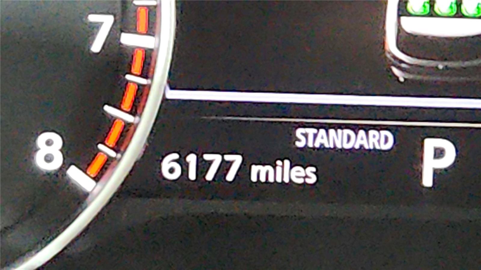 Used 2025 Nissan Pathfinder SL FWD image 30