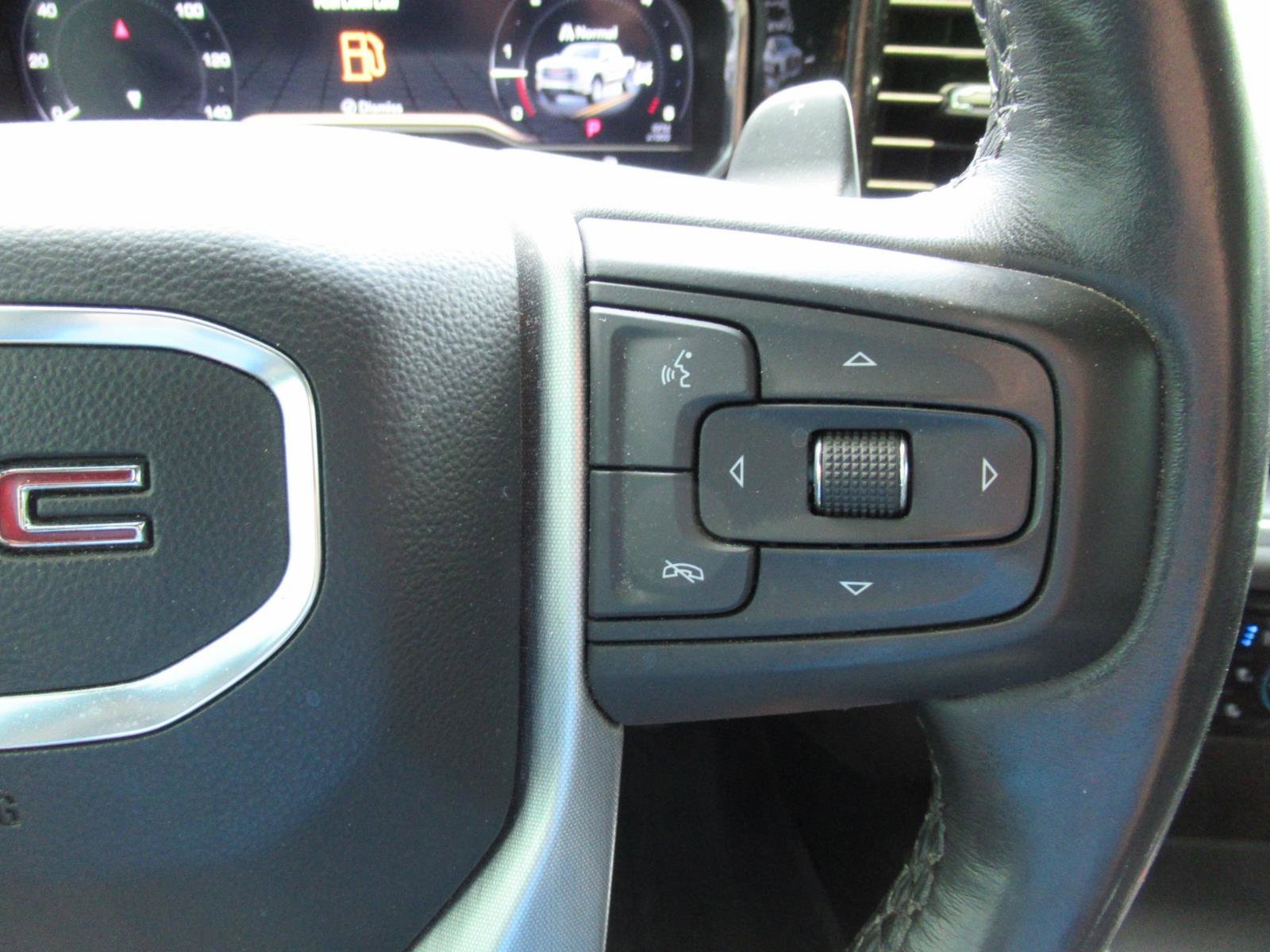 Used 2022 GMC Sierra 1500 SLT AWD/4WD image 23