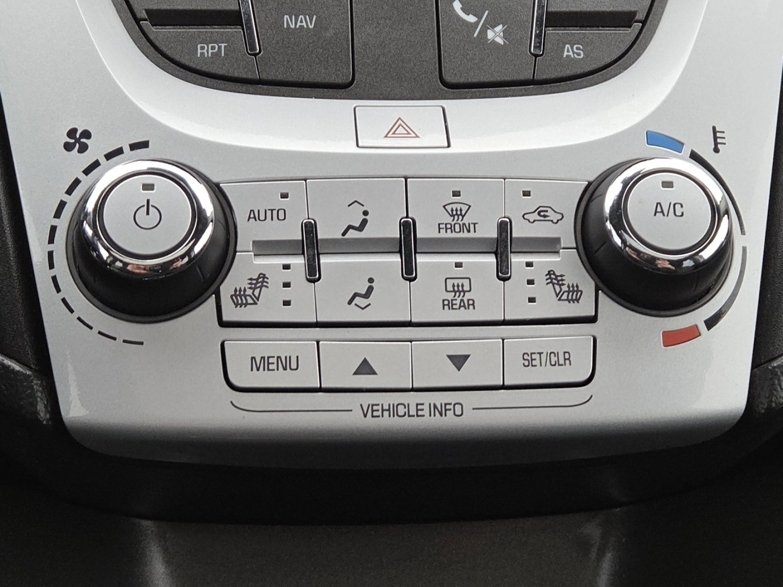 Used 2016 Chevrolet Equinox LT image 29