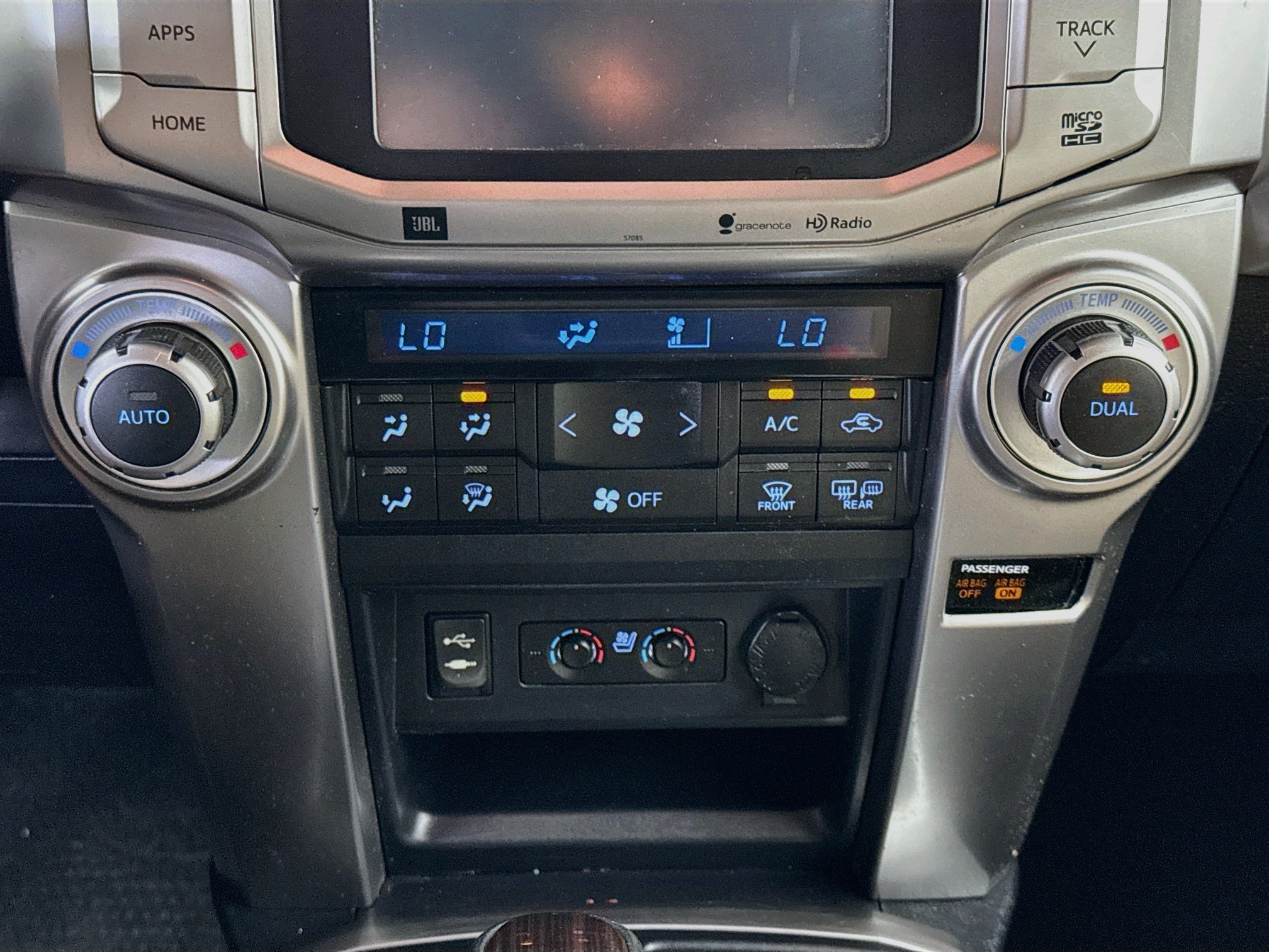 Used 2014 Toyota 4Runner Limited RWD image 22