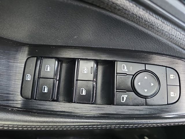 Used 2022 Nissan Rogue SV FWD image 28