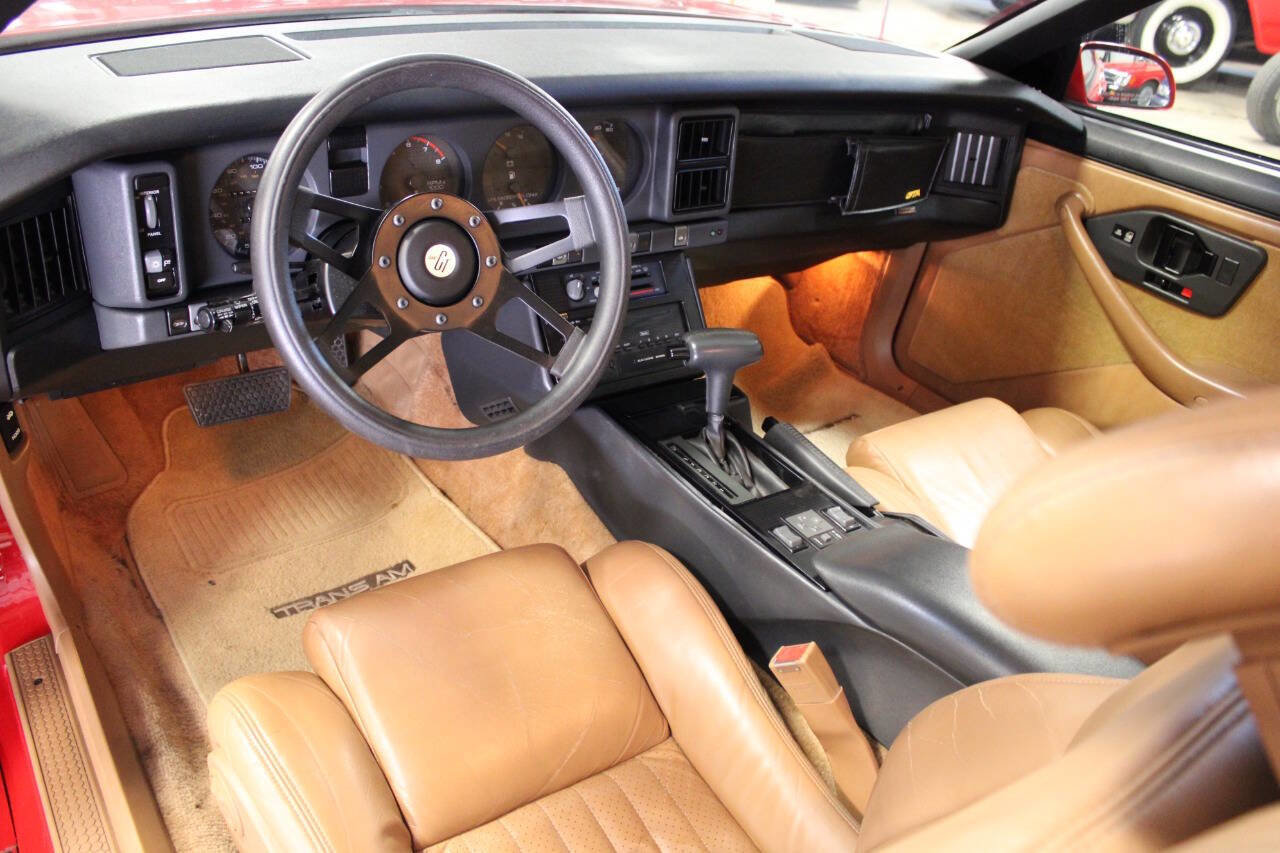 Used 1988 Pontiac Firebird Trans Am image 38