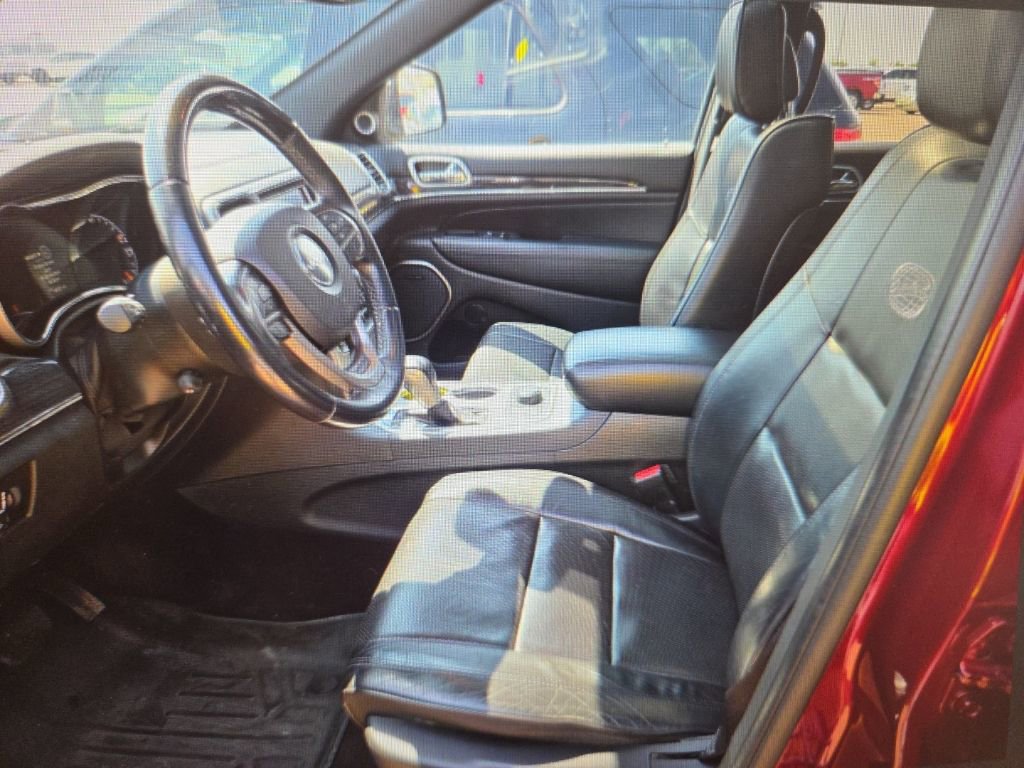 Used 2018 Jeep Grand Cherokee Overland AWD/4WD image 7