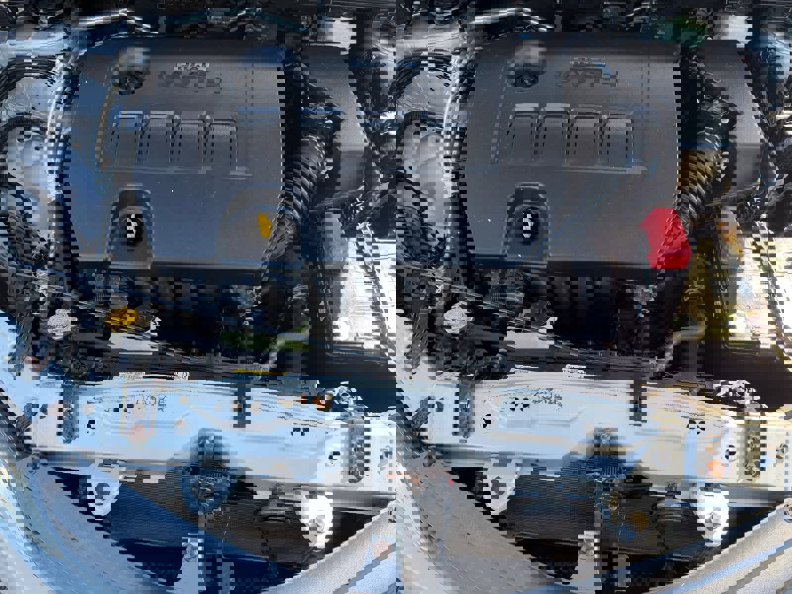 Used 2016 Toyota Corolla LE FWD image 8