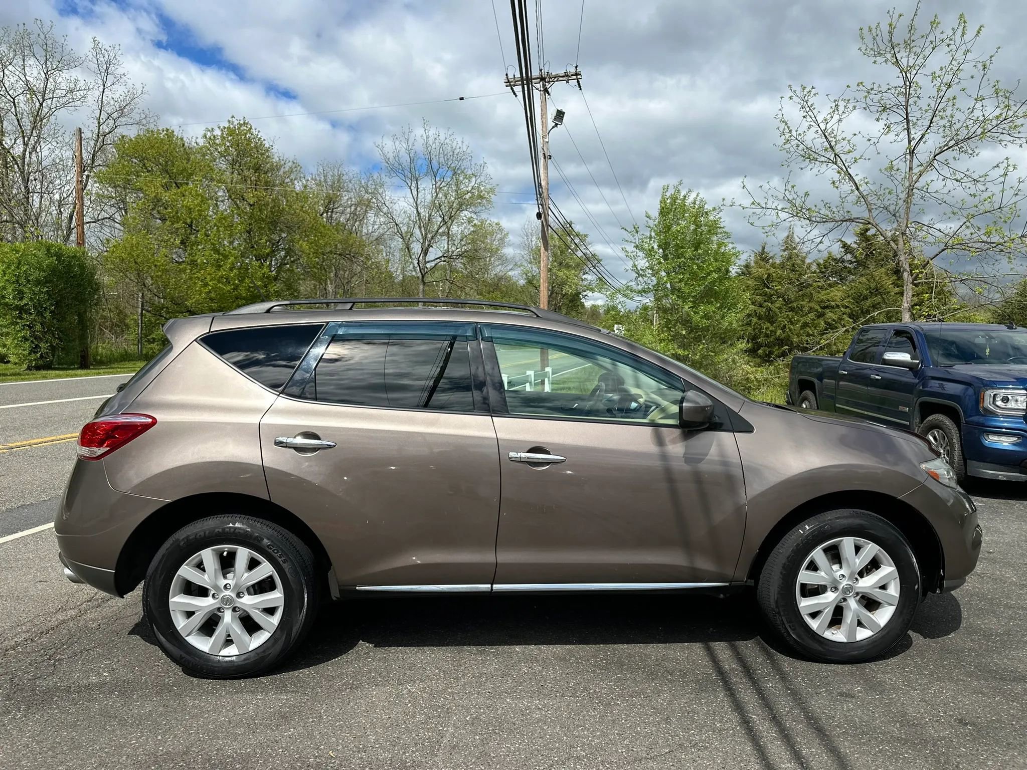 Used 2011 Nissan Murano SV AWD/4WD image 8