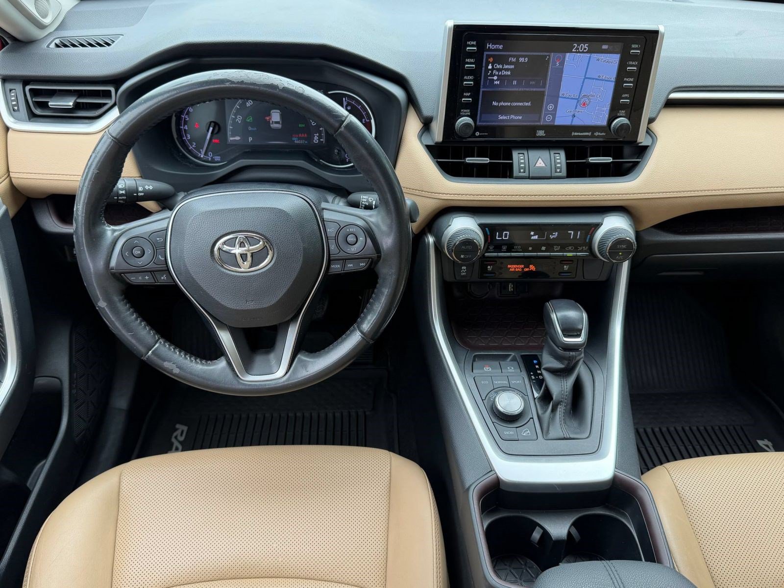 Used 2019 Toyota RAV4 Limited w/ Cold Weather Package AWD/4WD image 33