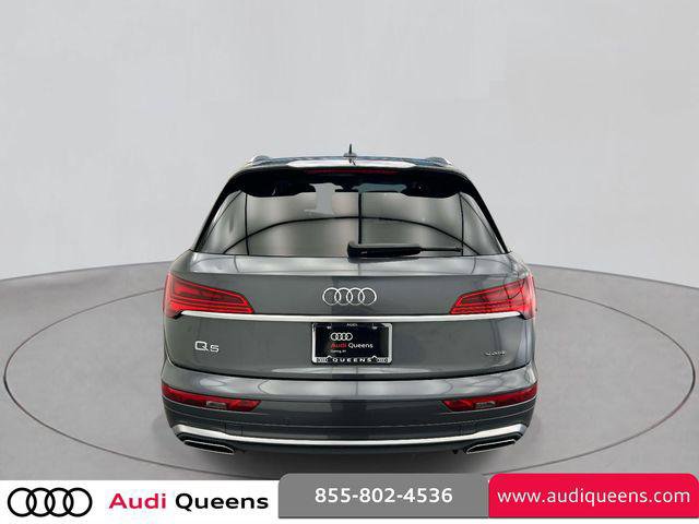 Certified 2023 Audi Q5 2.0T Premium w/ Convenience Package AWD/4WD image 5