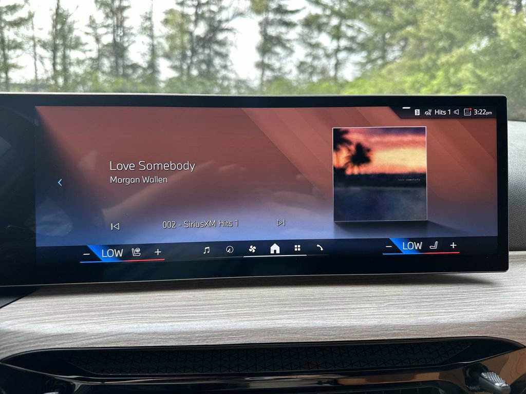 Used 2025 BMW 330i xDrive 330i xDrive w/ Premium Package image 19