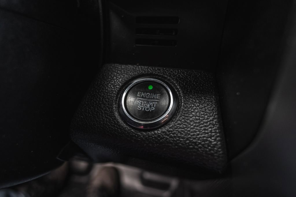 Used 2018 Ford F150 Platinum w/ Technology Package AWD/4WD image 22