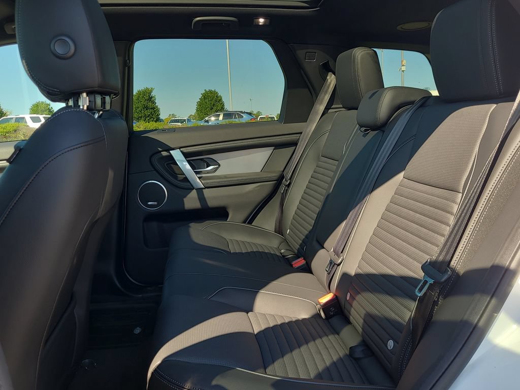 New 2026 Land Rover Discovery Sport Landmark AWD/4WD image 5