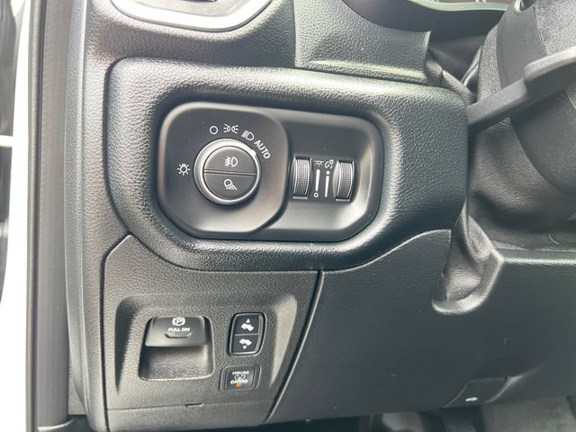 Used 2020 RAM 1500 Laramie w/ Sport Appearance Package AWD/4WD image 14