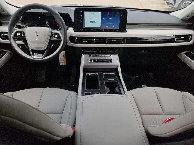 New 2026 Lincoln Aviator 2WD image 5