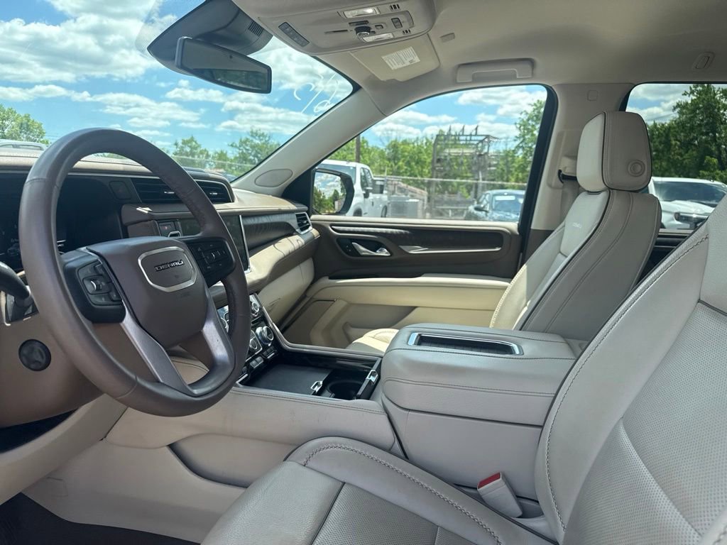 Used 2023 GMC Yukon Denali AWD/4WD image 17