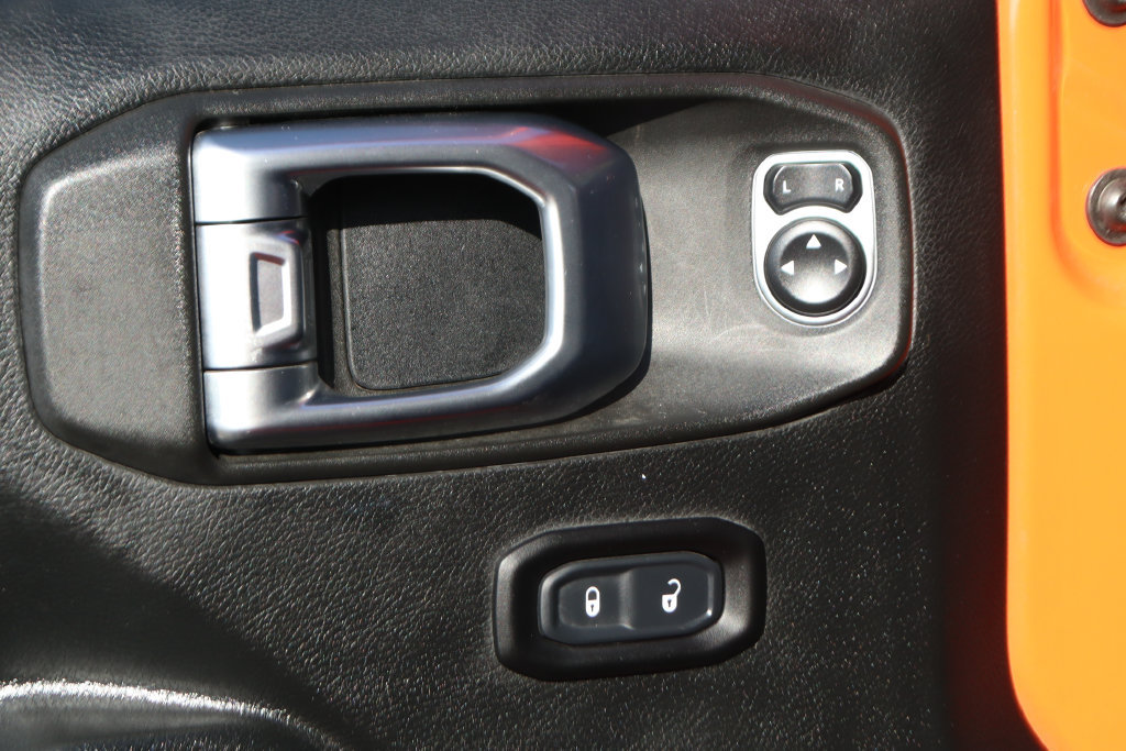 Used 2020 Jeep Wrangler Unlimited Rubicon AWD/4WD image 19