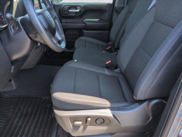 Used 2025 Chevrolet Silverado 1500 Custom Trail Boss w/ Turbomax Blackout Package AWD/4WD image 21