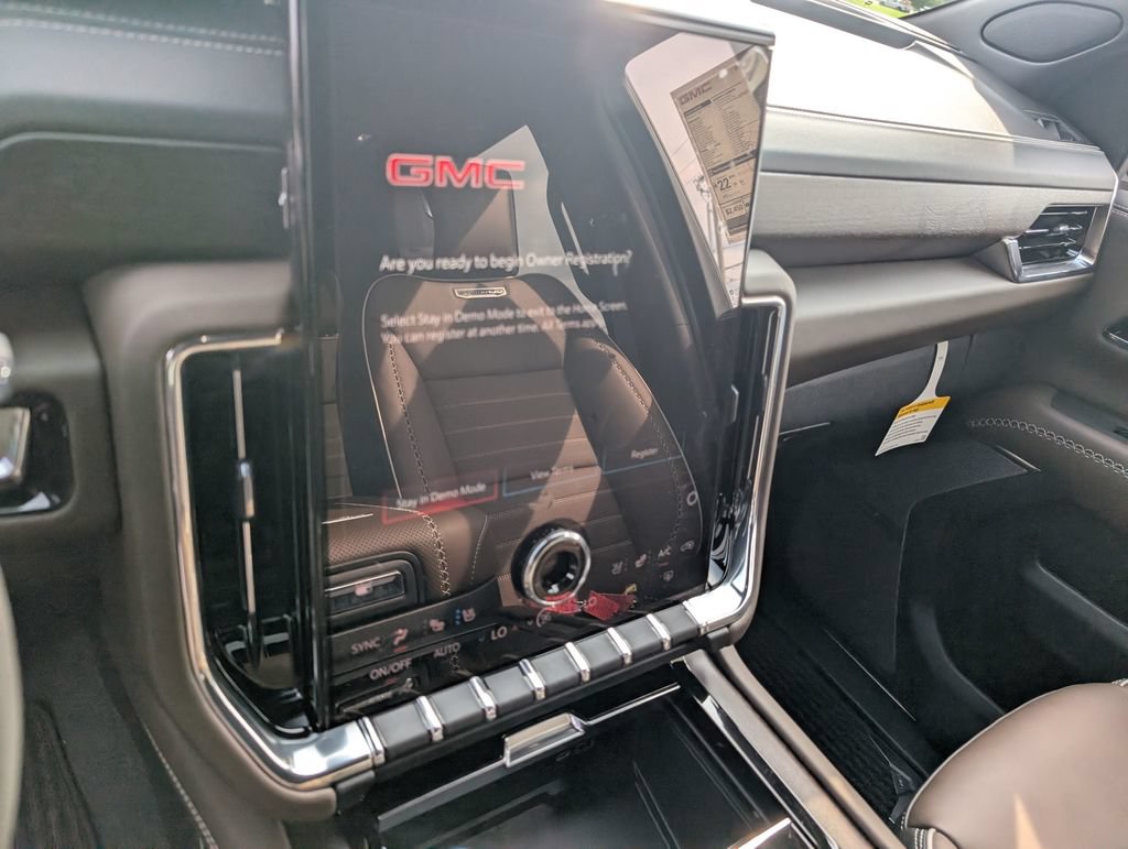 New 2026 GMC Yukon XL Denali Ultimate AWD/4WD image 22