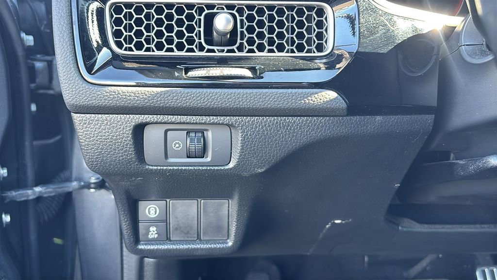 Used 2023 Honda Civic Sport image 15