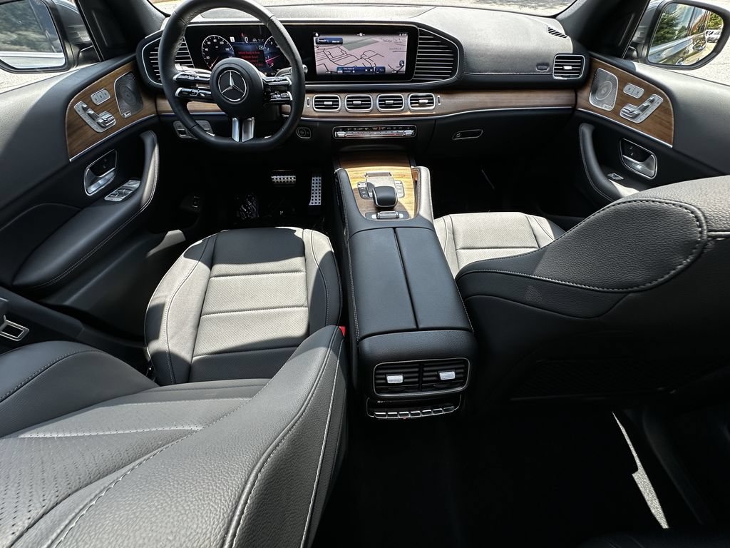 Certified 2025 Mercedes-Benz GLS 450 4MATIC w/ AMG Line Exterior image 28