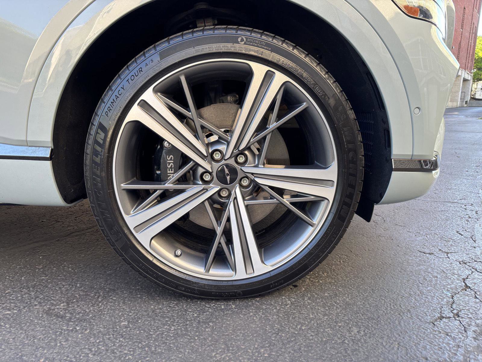 Used 2025 Genesis GV80 3.5T e-SC AWD/4WD image 7