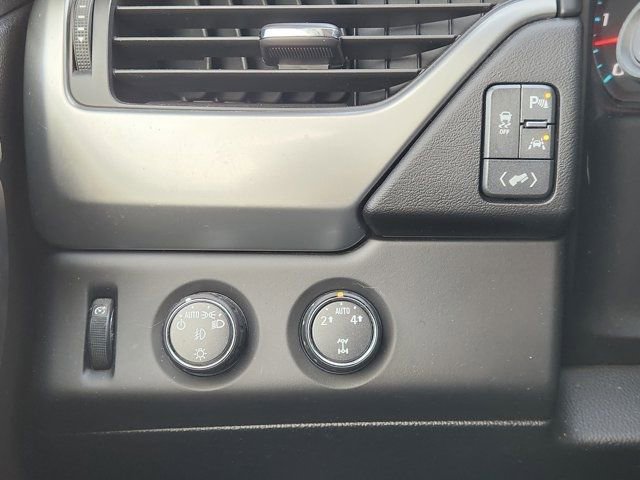 Used 2016 Chevrolet Tahoe LT image 24