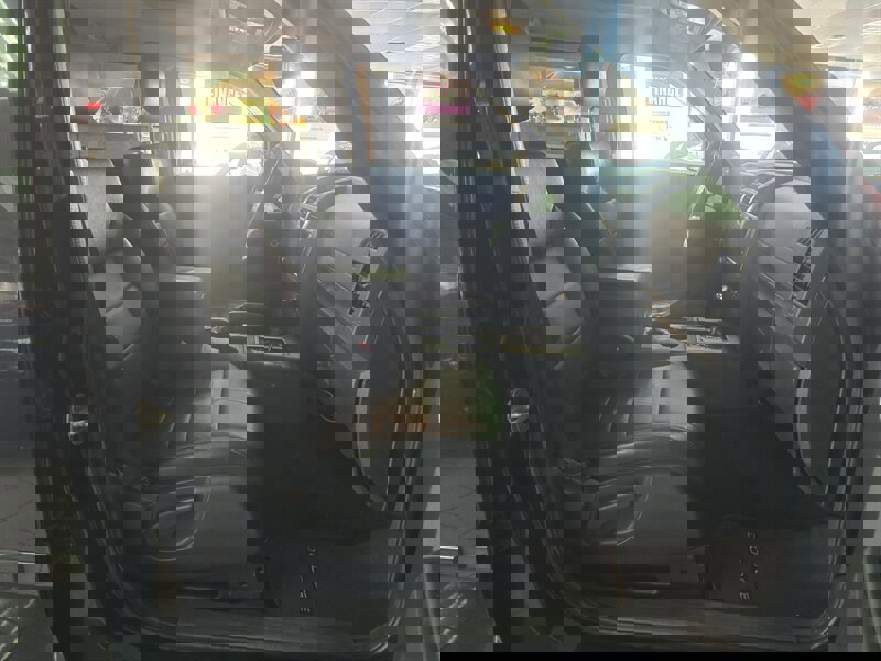 Used 2011 Dodge Nitro Heat image 14