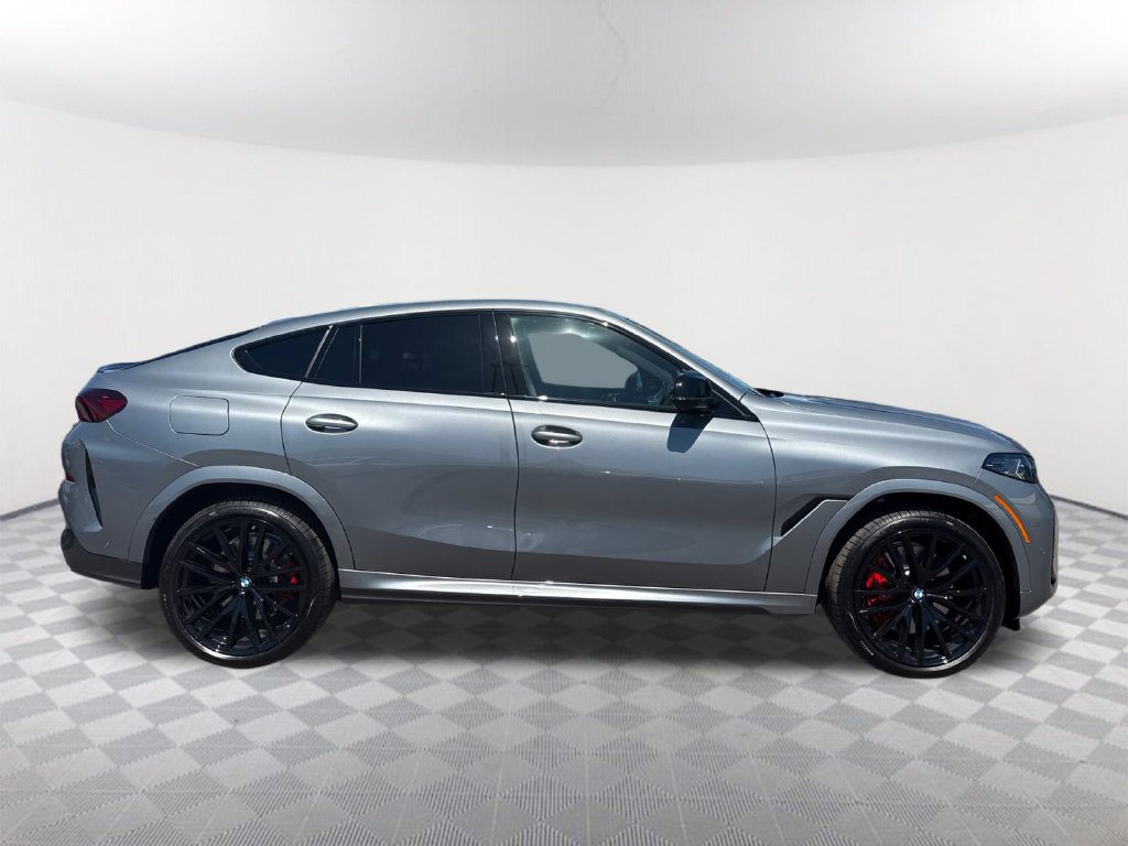 New 2027 BMW X6 M60i AWD/4WD image 3