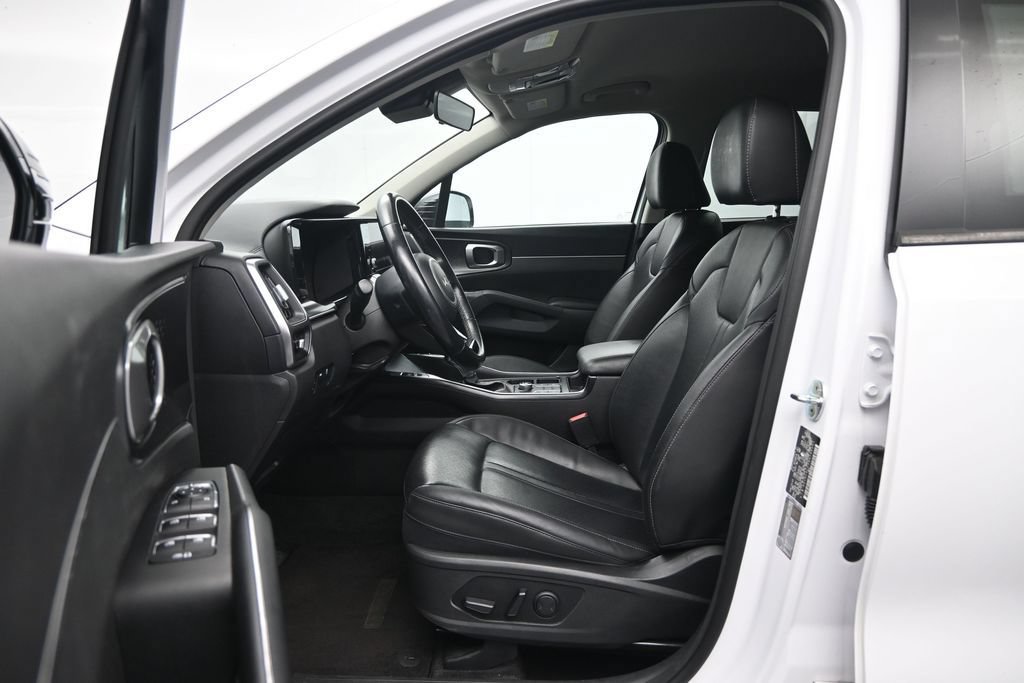 Used 2022 Kia Sorento S FWD image 23