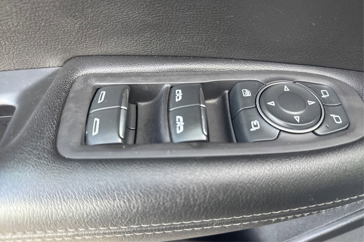 Used 2020 Cadillac XT5 Premium Luxury image 35