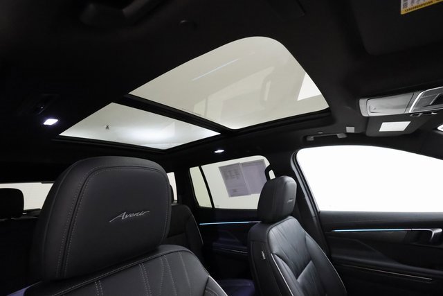 Certified 2025 Buick Enclave Avenir w/ Super Cruise Package image 26