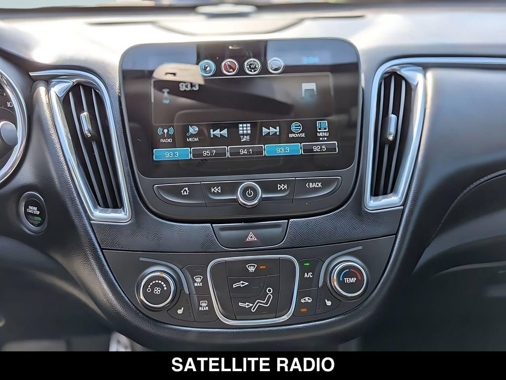 Used 2016 Chevrolet Malibu LT w/ Leather Package FWD image 16