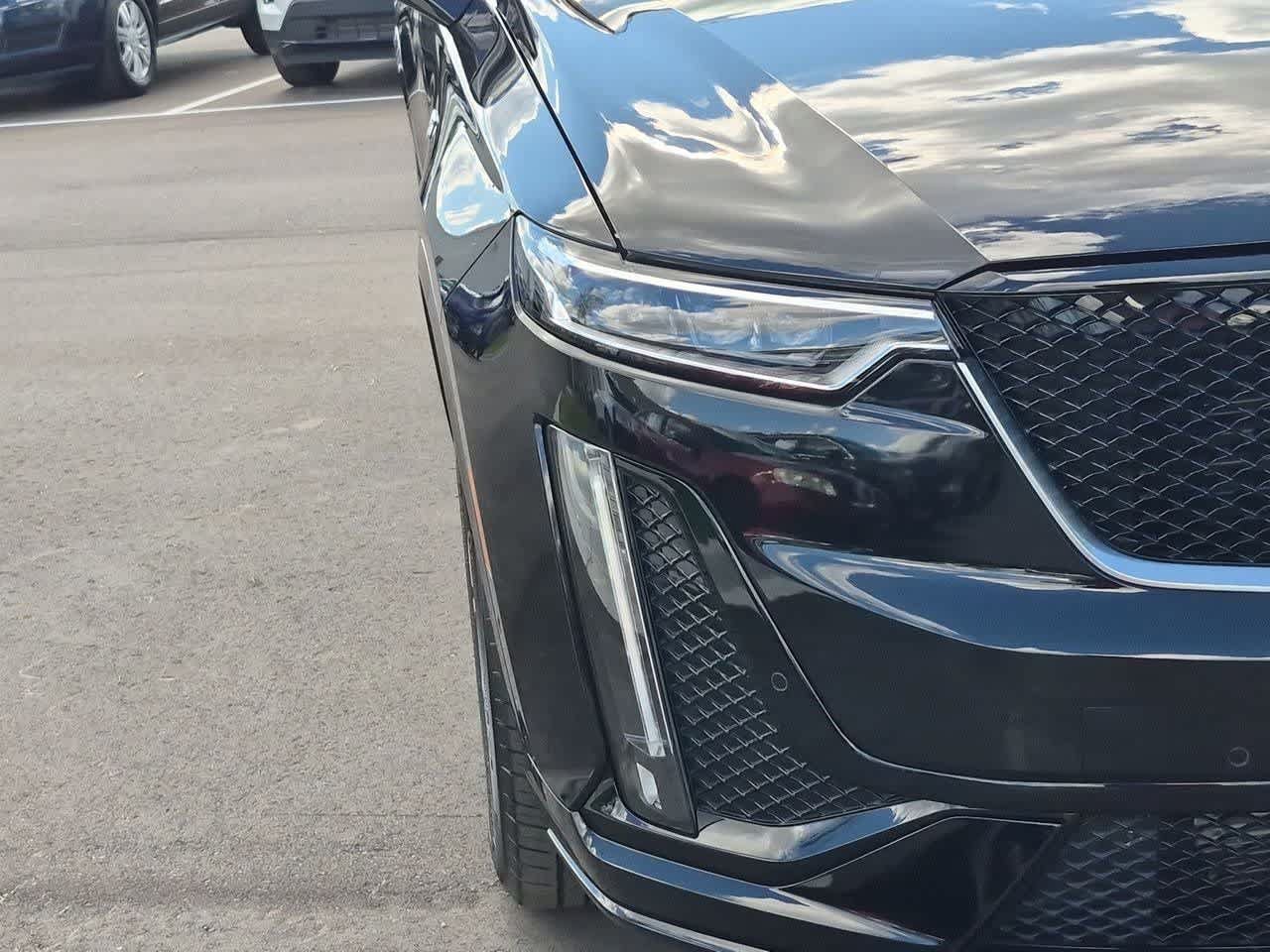 Used 2024 Cadillac XT6 Sport w/ Technology Package AWD/4WD image 10