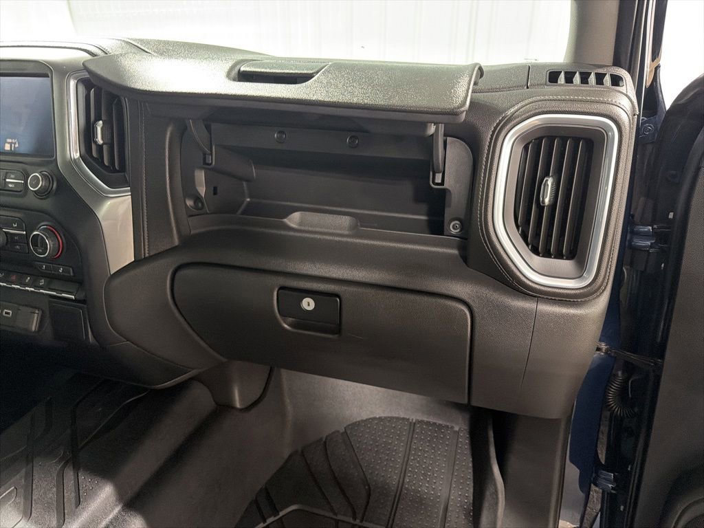 Used 2019 Chevrolet Silverado 1500 RST AWD/4WD image 25