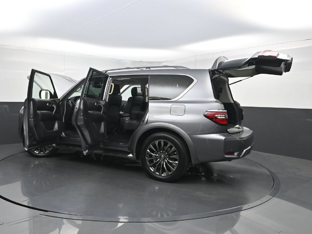 Used 2022 Nissan Armada Platinum w/ Captain's Chairs Package RWD image 40