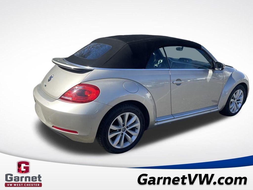 Used 2013 Volkswagen Beetle TDI image 5
