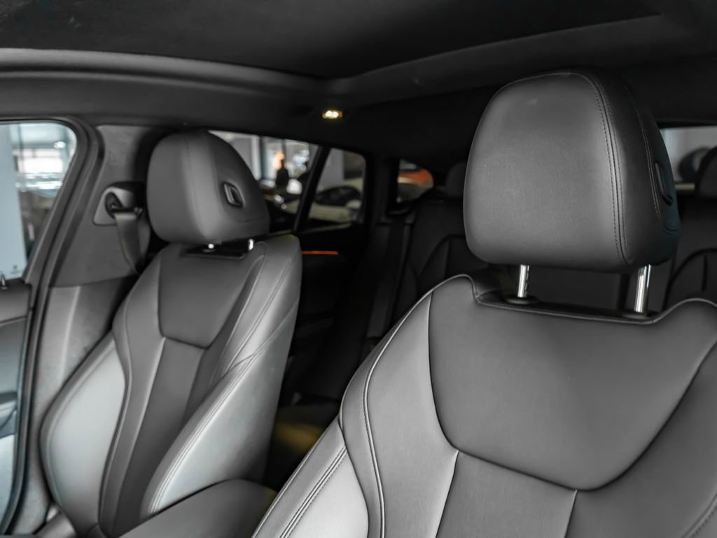 Used 2021 BMW X4 xDrive30i w/ Premium Package 3 image 15