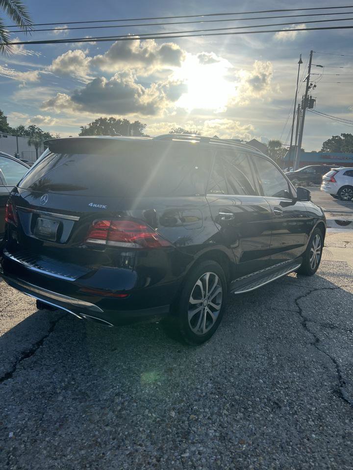 Used 2016 Mercedes-Benz GLE 350 4MATIC image 4
