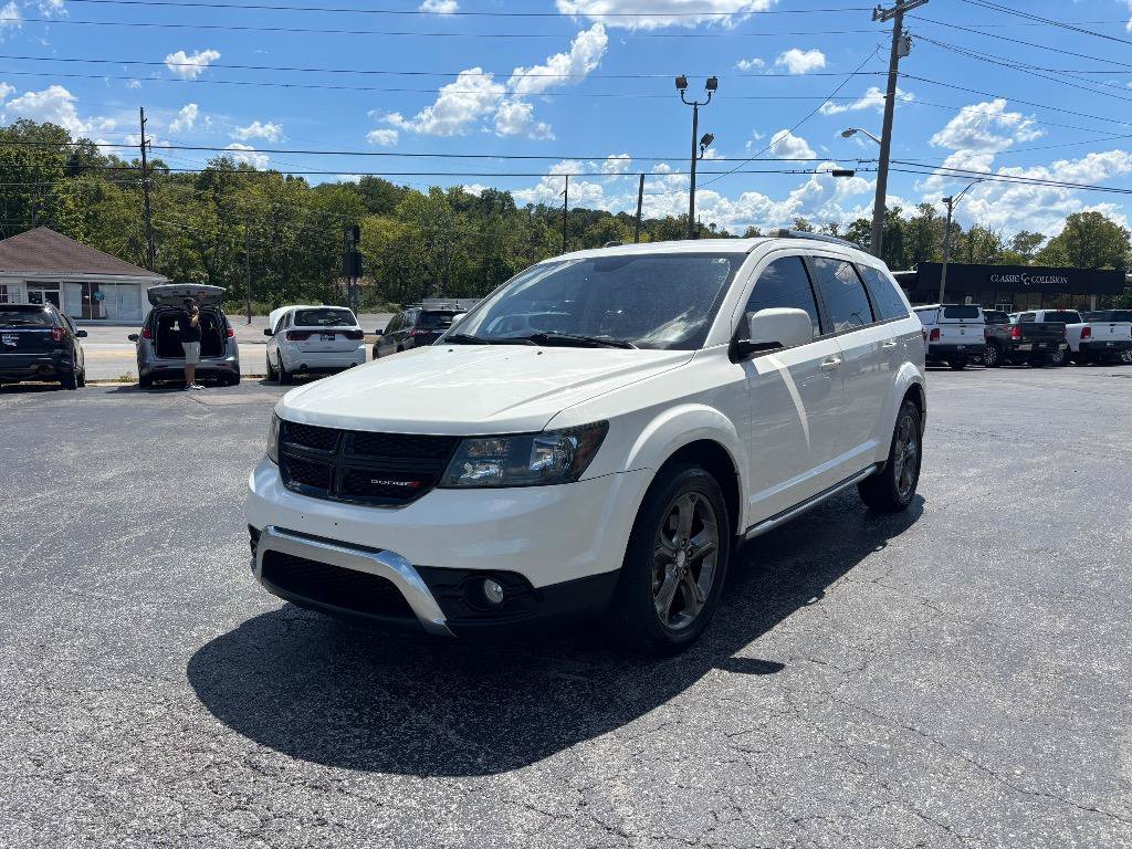 Used 2015 Dodge Journey Crossroad w/ Flexible Seating Group FWD image 3