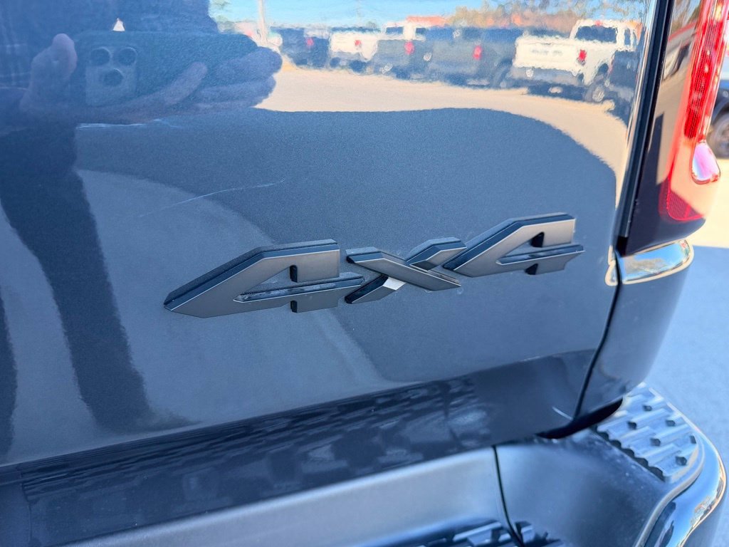 New 2026 RAM 1500 Laramie w/ Night Edition AWD/4WD image 19