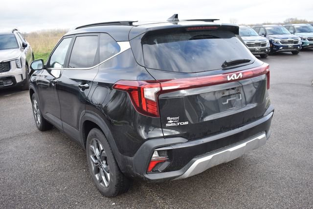 Certified 2024 Kia Seltos S image 5