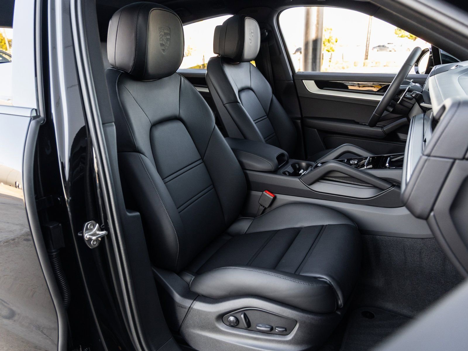 New 2026 Porsche Cayenne S image 44