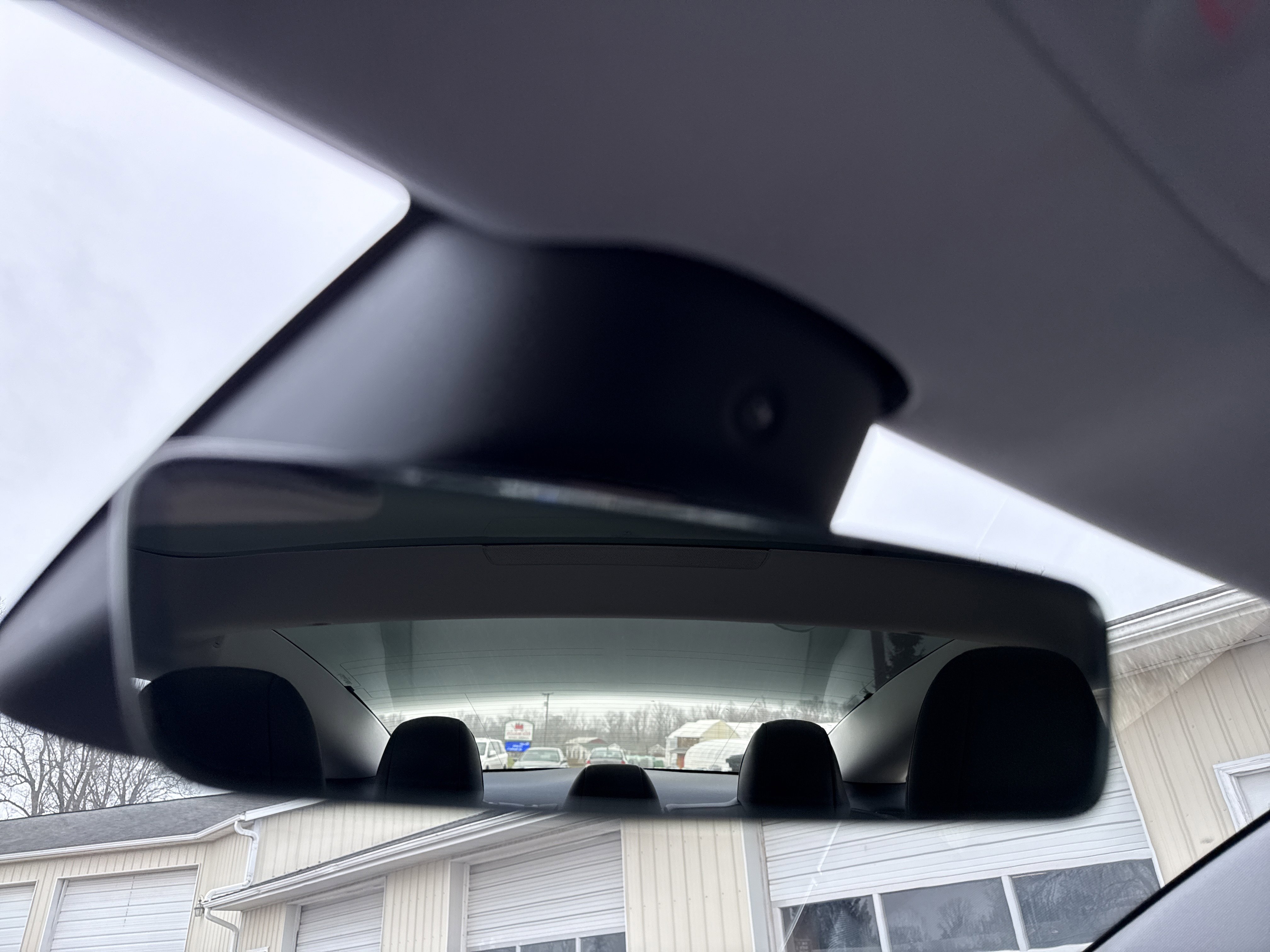 Used 2024 Tesla Model 3 Standard Range image 32