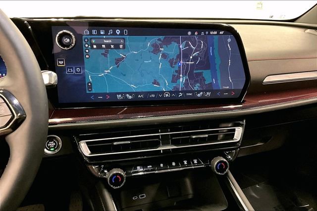 Used 2026 Chevrolet Traverse RS image 31