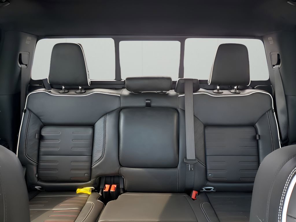 Used 2025 GMC Sierra 1500 AT4X image 41