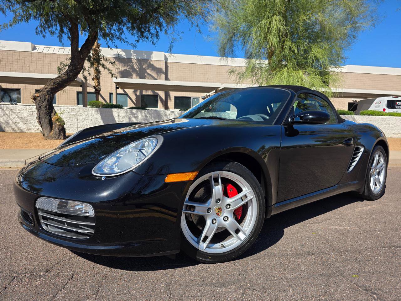 Used 2005 Porsche Boxster S image 2